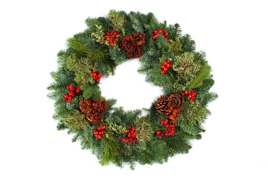 Holiday Masterpiece 32" Wreath