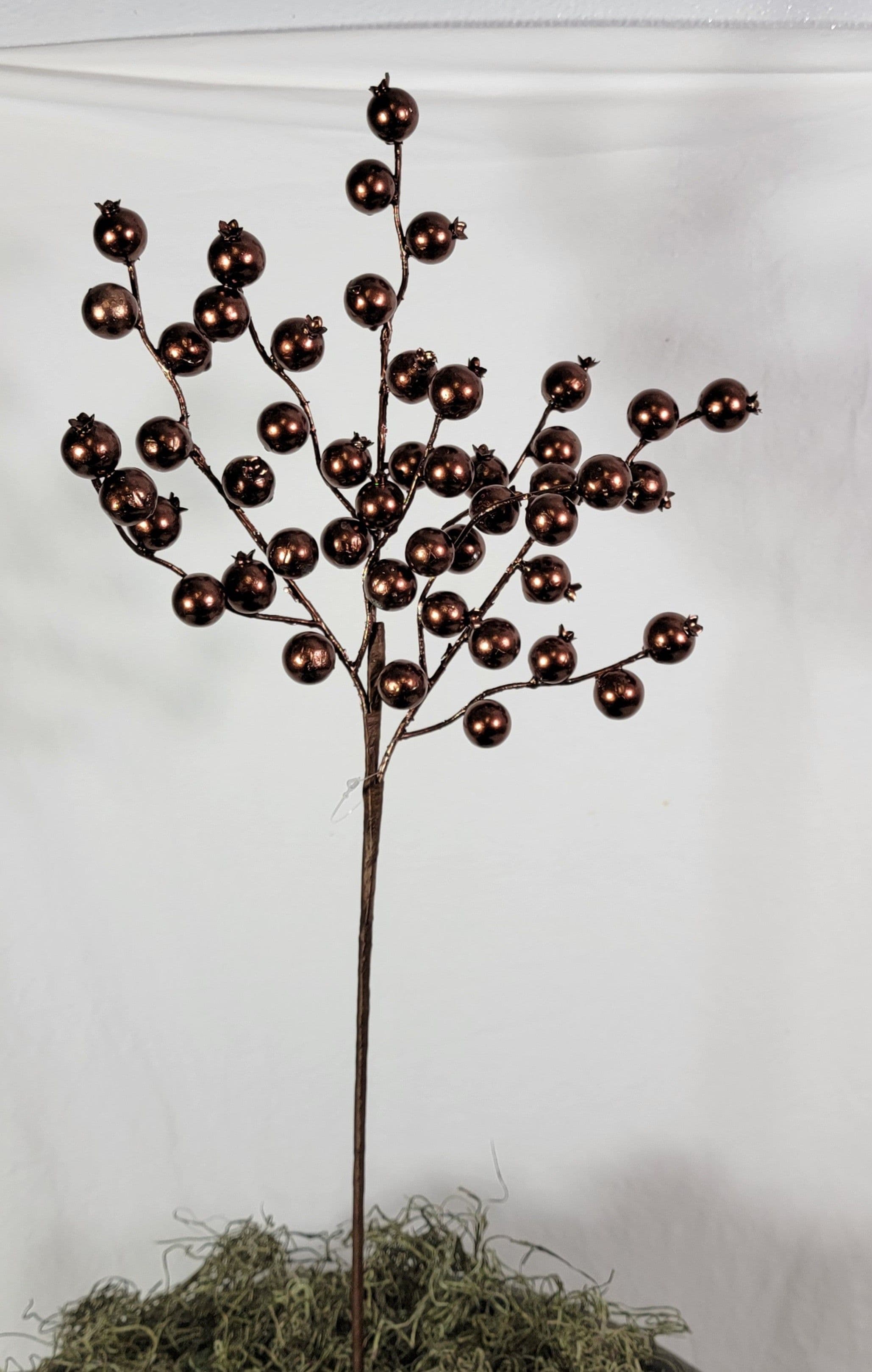 Berry Hawthorne Spray Chocolate 24"