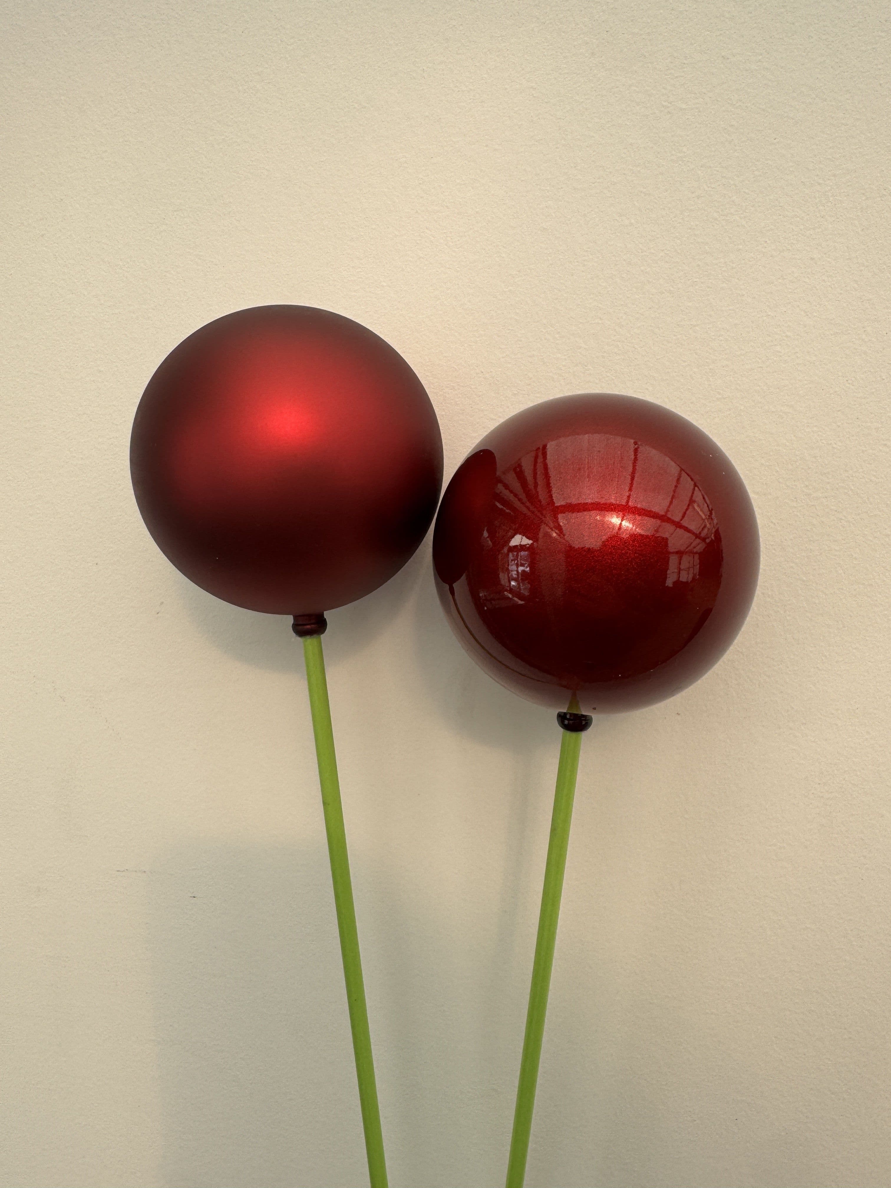 Ornament Ball 80mm Pearl/Matte Merlot