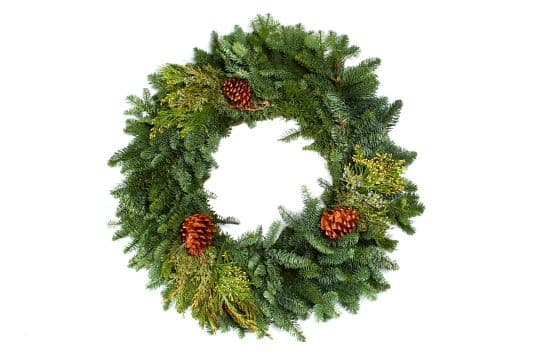 Mixed Noble 32" Wreath