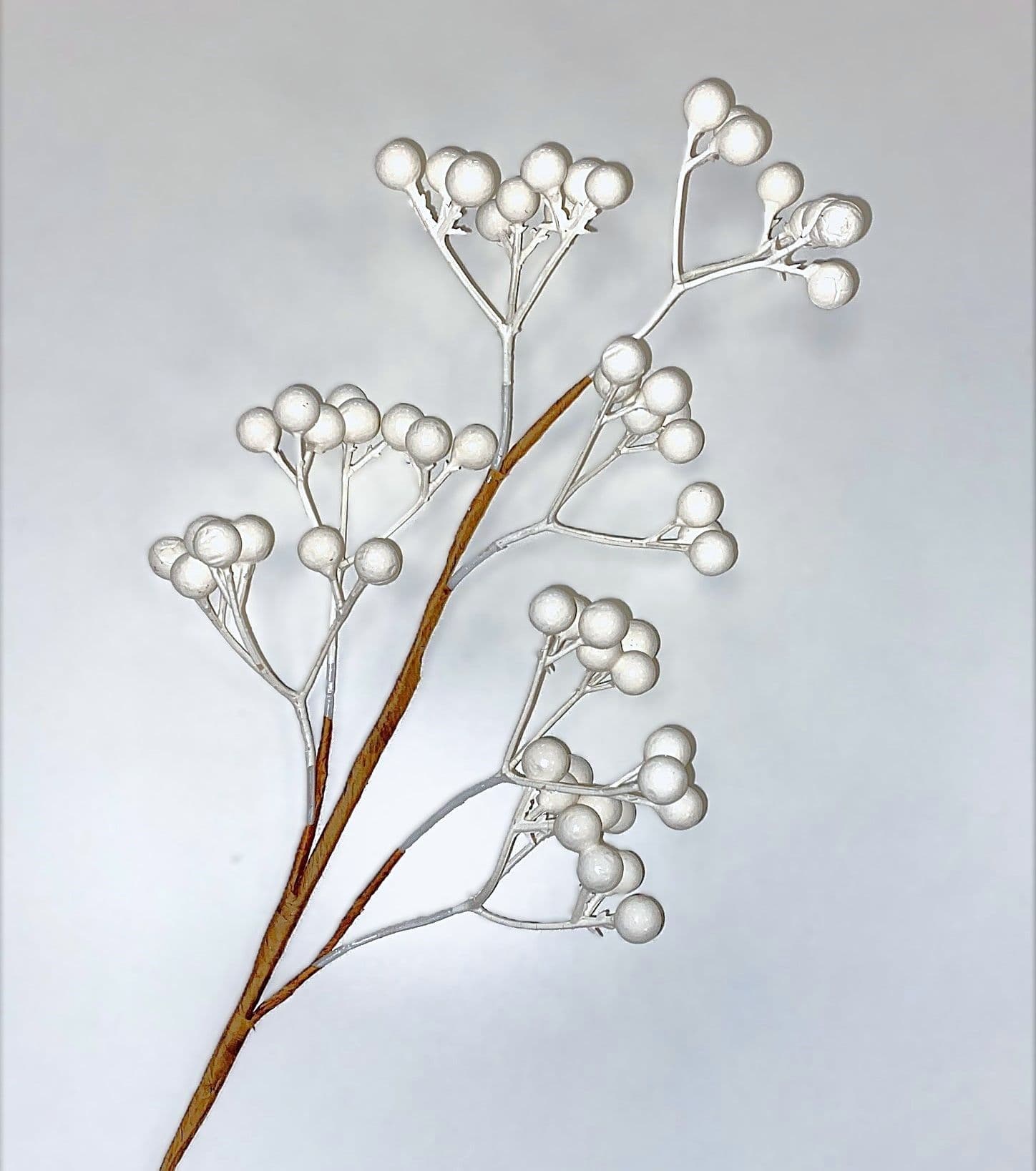 Berry Winterberry Faux Bright White 18"